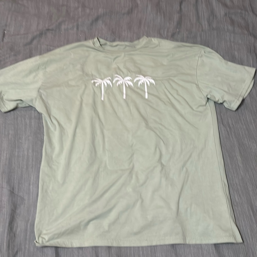 Oversized Green Palm Tree T shirt size M